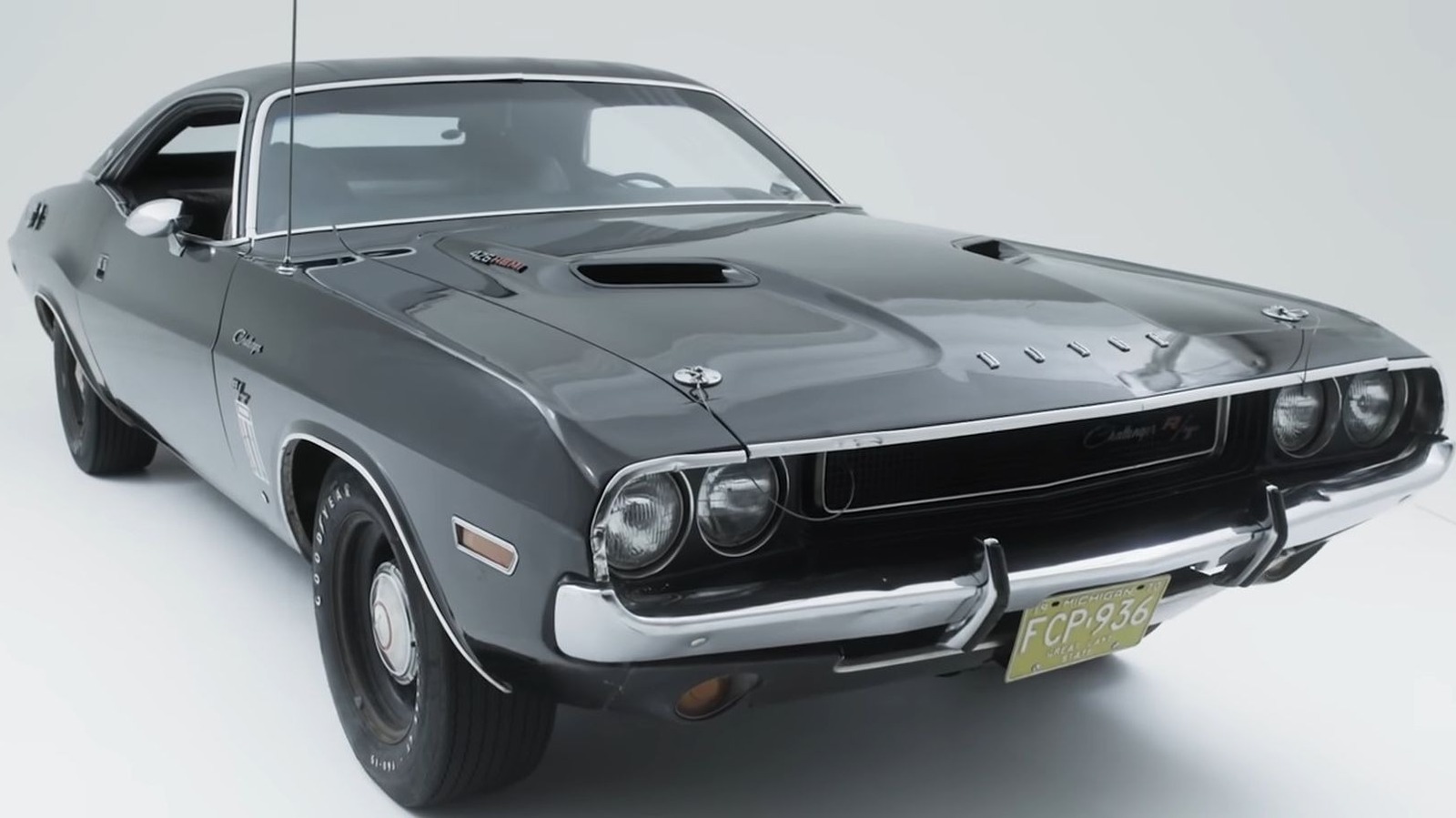 Todo lo que los fanáticos de Dodge deben saber sobre el Challenger ‘Black Ghost’ de 1970