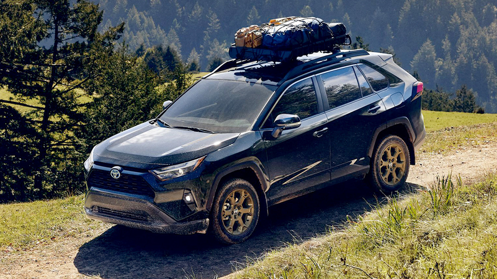 3 de los mejores accesorios de carga Toyota RAV4 para cualquier aventura