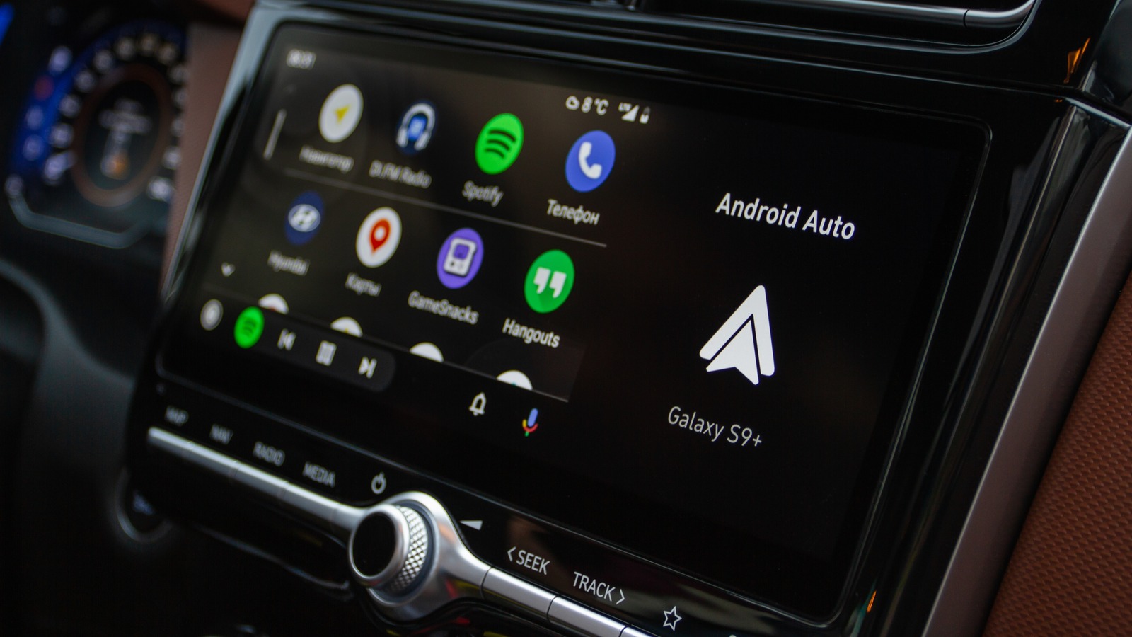 Android Auto recibe ayuda de la IA para mantenerte en contacto de forma segura con tus contactos mientras conduces
