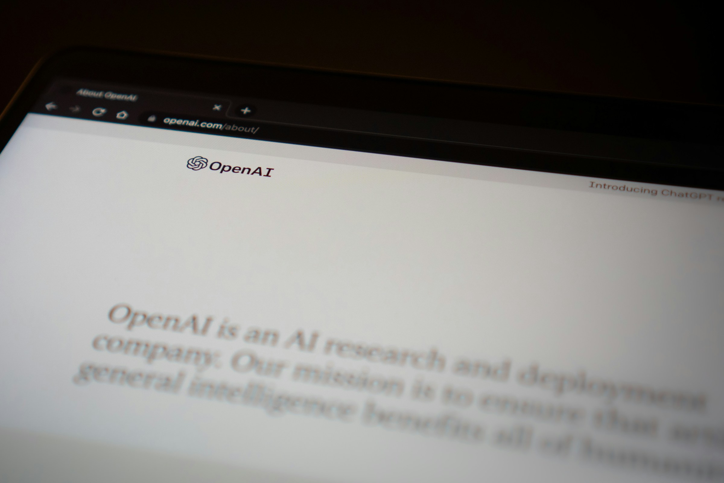 OpenAI lanza nuevos modelos y reduce el precio de la API
