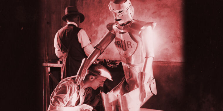 Un “robot” debería ser químico, no acero, sostiene el hombre que acuñó la palabra
