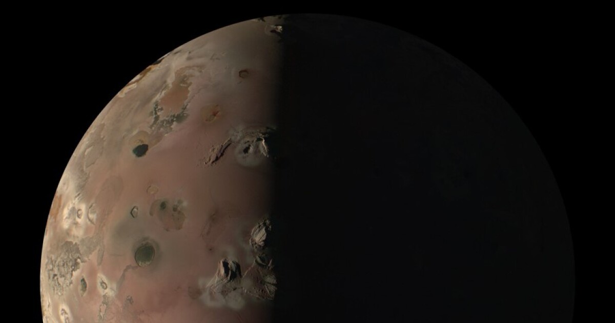 Juno completa su sobrevuelo más cercano a Io, la ardiente luna de Júpiter