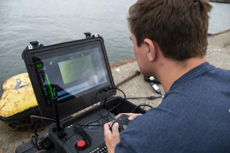 Desafíos y soluciones emergentes en la tecnología de drones submarinos