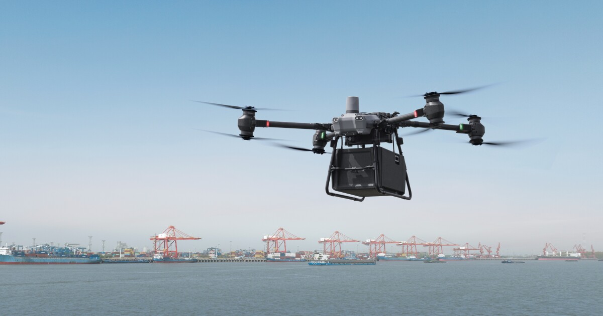 DJI anuncia su primer dron de reparto, el FlyCart 30