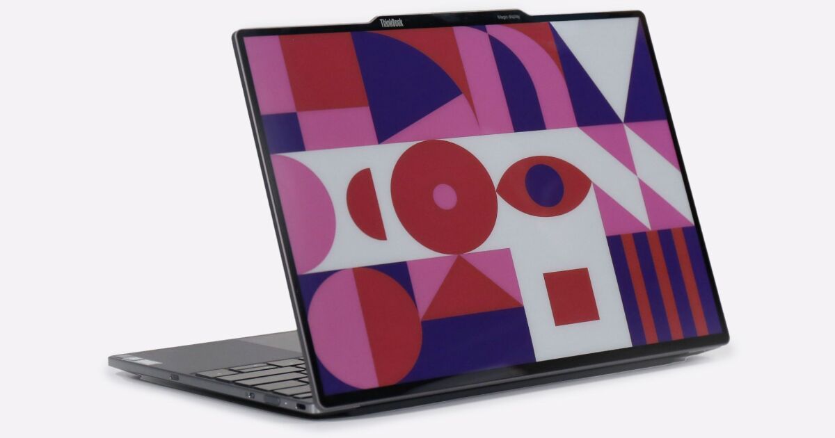 Lenovo adelanta el concepto de computadora portátil con una cubierta superior de tinta electrónica en color animada