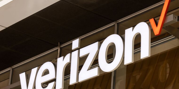Verizon no dejará de cobrar la tarifa de “Recuperación de Telco” de $3,30, puede aumentarla nuevamente