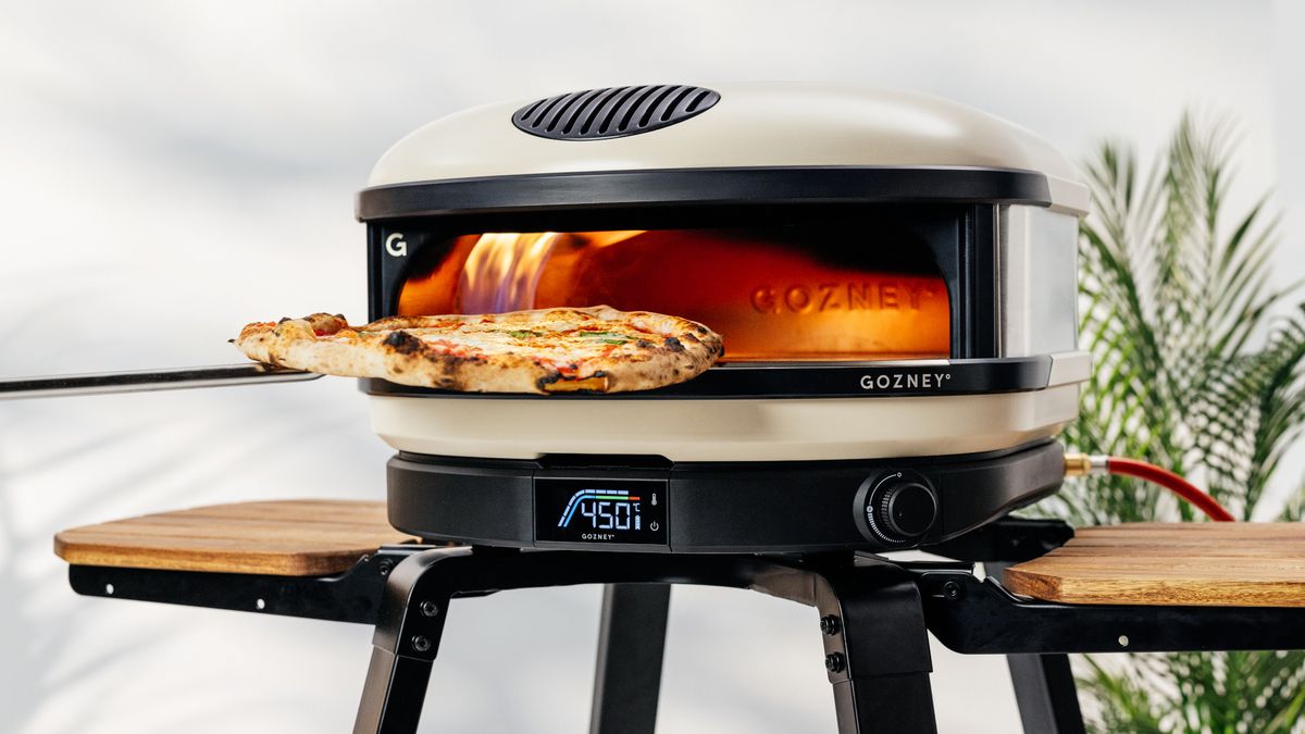 El nuevo horno para pizza Arc de Gozney quiere hacerte una porción que no podrás rechazar 🤌🤌