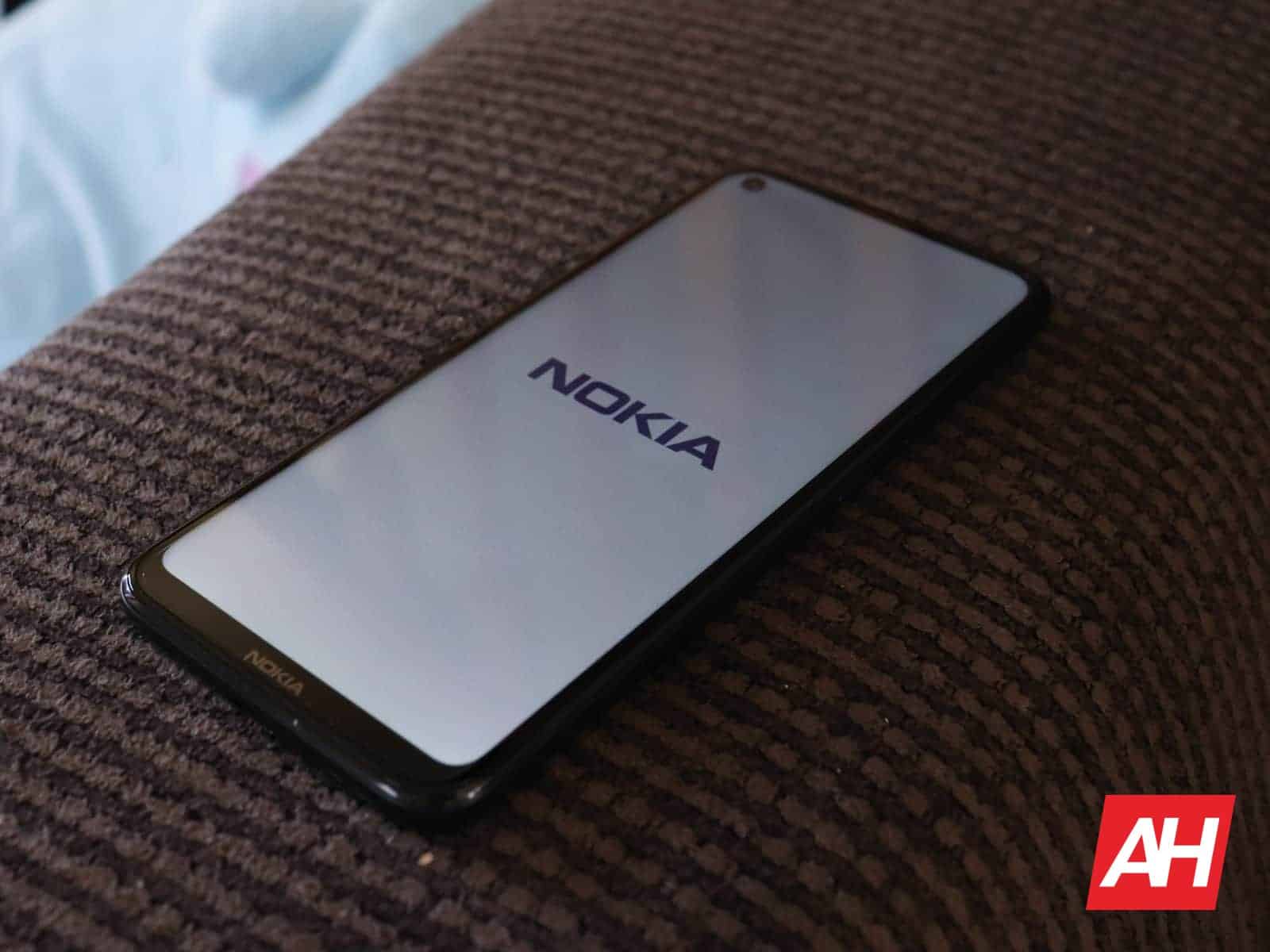 Aparecieron 17 dispositivos Nokia, causando confusión