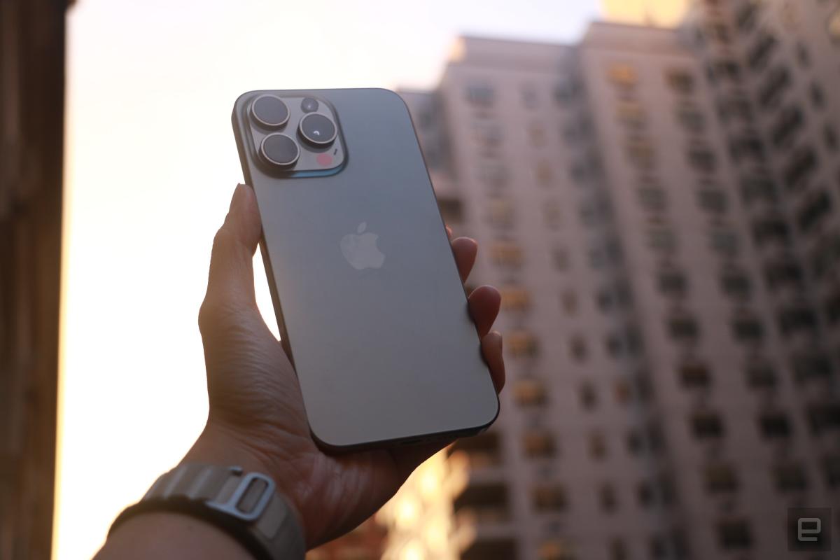 Según los informes, Apple ha fabricado varios prototipos de iPhone plegables