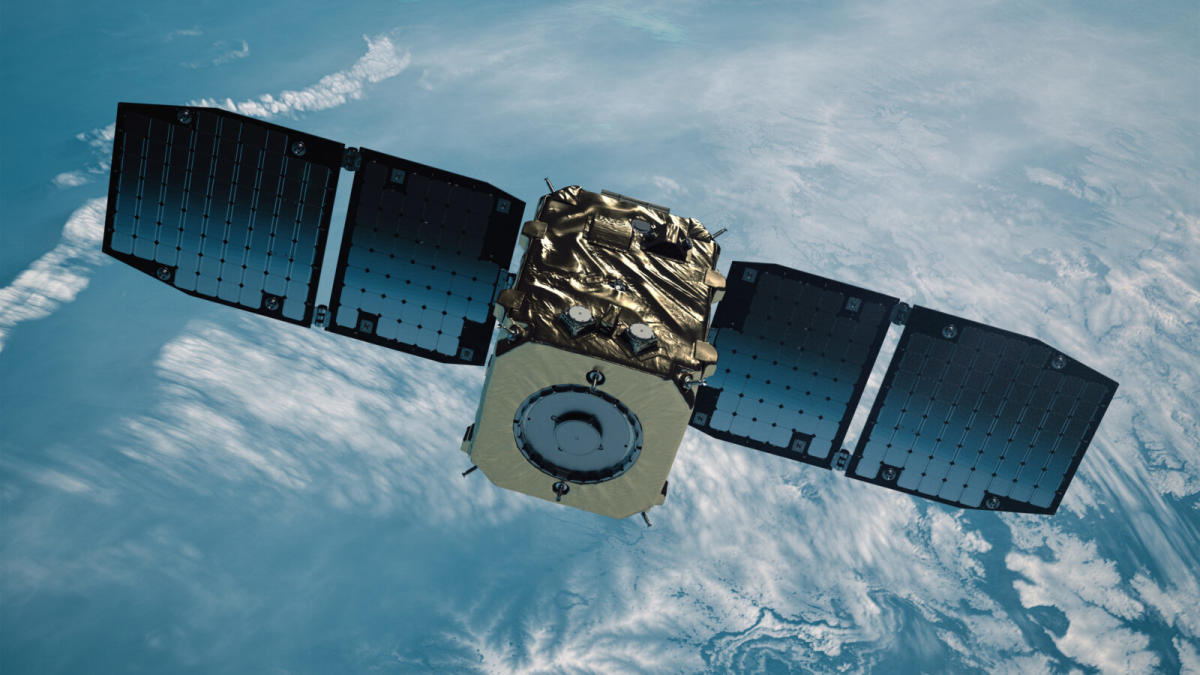 Un satélite diseñado para inspeccionar basura espacial acaba de llegar a órbita