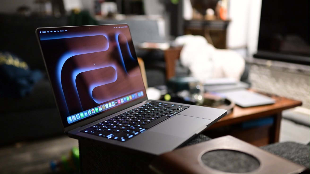 MacBook Pro de 14 pulgadas con M3 ya disponible en la tienda reacondicionada de Apple