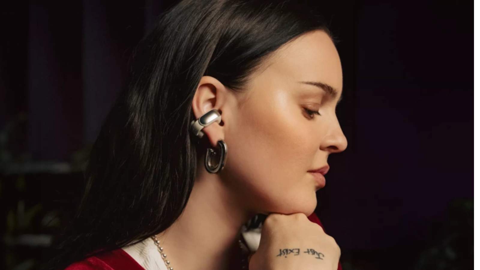 Se lanzan los auriculares Bose Ultra Open con un elegante diseño de oreja abierta