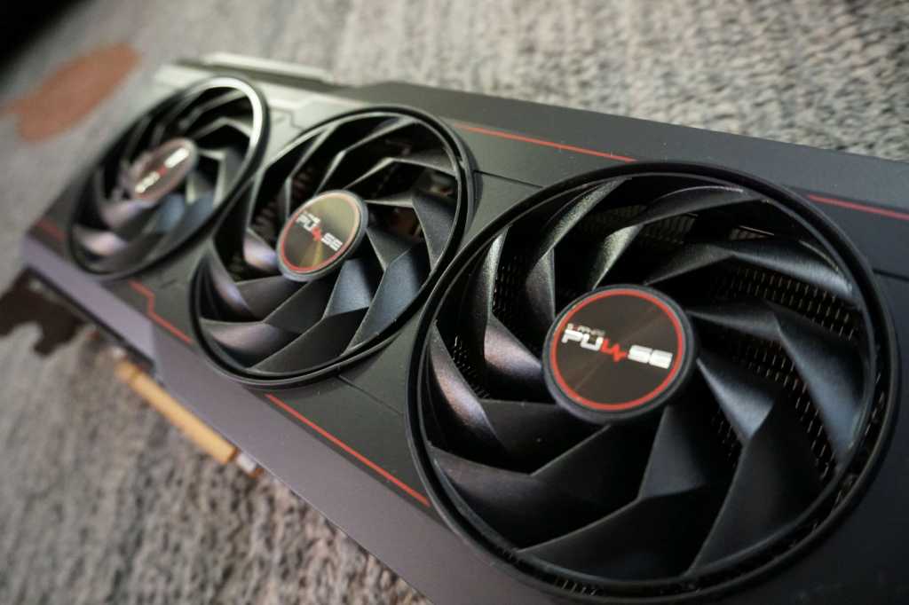 AMD Radeon RX 7900 XT alcanza los $699, su precio más bajo hasta el momento