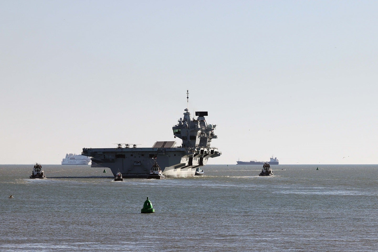 El HMS Príncipe de Gales lidera el ejercicio de la OTAN en medio de rápidos preparativos