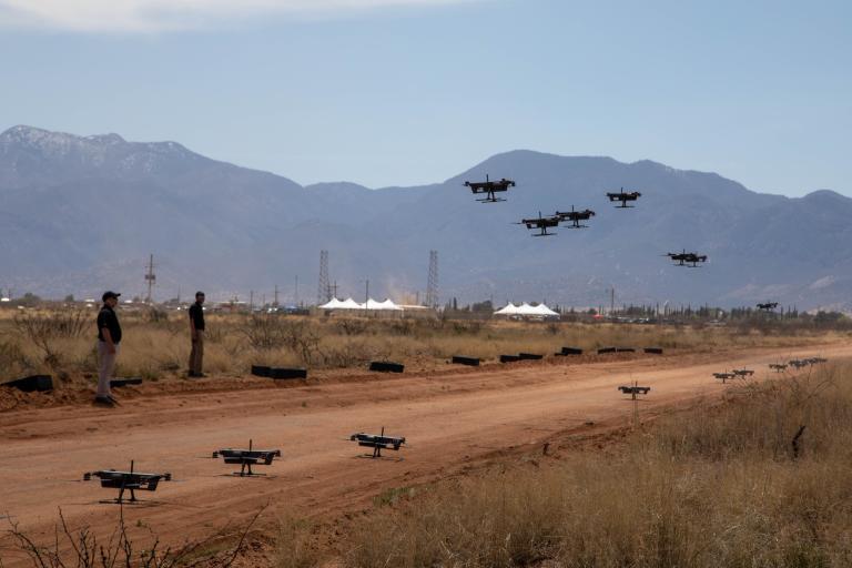 El ejército de EE. UU. explorará enjambres de drones ISR este año