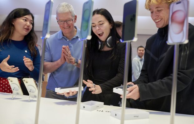 Los ingresos trimestrales de Apple aumentan, incluso cuando las ventas de China disminuyen un 11%