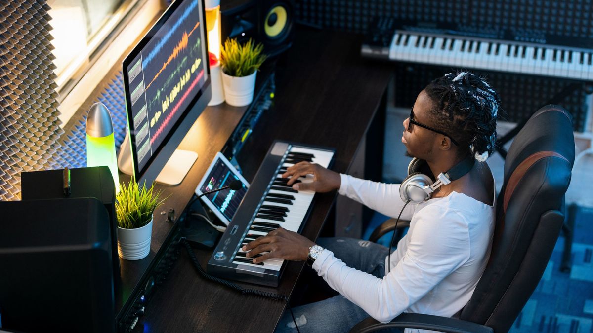 La nueva herramienta de música con inteligencia artificial de Adobe podría convertirte en un genio de la conversión de texto a música