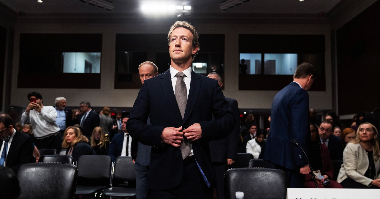 Después de 20 años de Facebook, los legisladores todavía están intentando arreglarlo