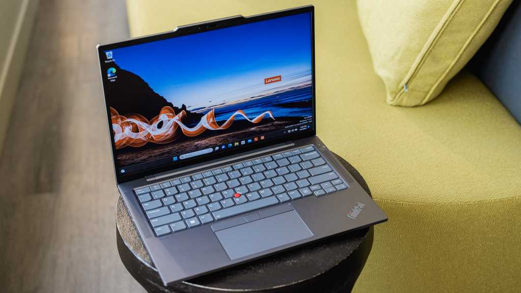 Las nuevas computadoras portátiles ThinkPad T se vuelven más reparables con la ayuda de iFixit
