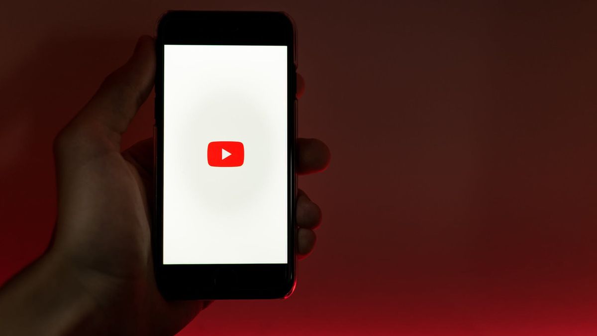 YouTube Shorts gana ventaja sobre TikTok gracias a la nueva función de remezcla de vídeos musicales