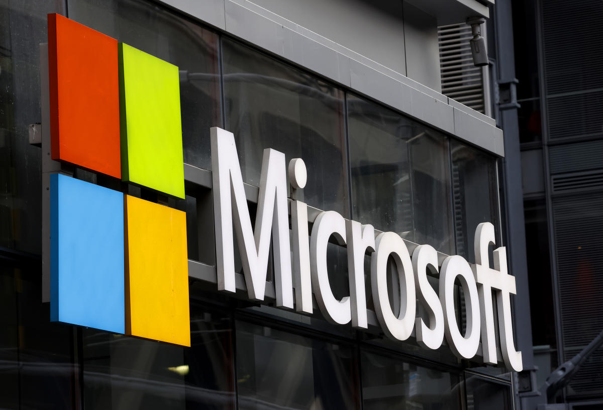 Microsoft se asocia con Semafor para crear noticias asistidas por IA