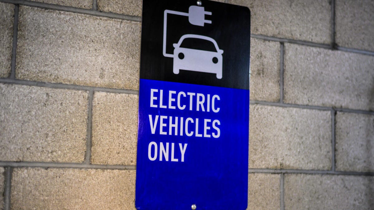 California está gastando 1.900 millones de dólares en tecnología de vehículos eléctricos: este es el motivo