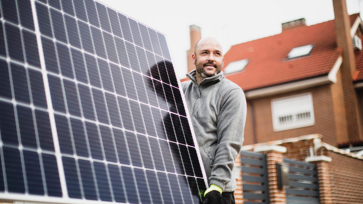 Cómo financiar sus paneles solares: efectivo, préstamo, arrendamiento y más