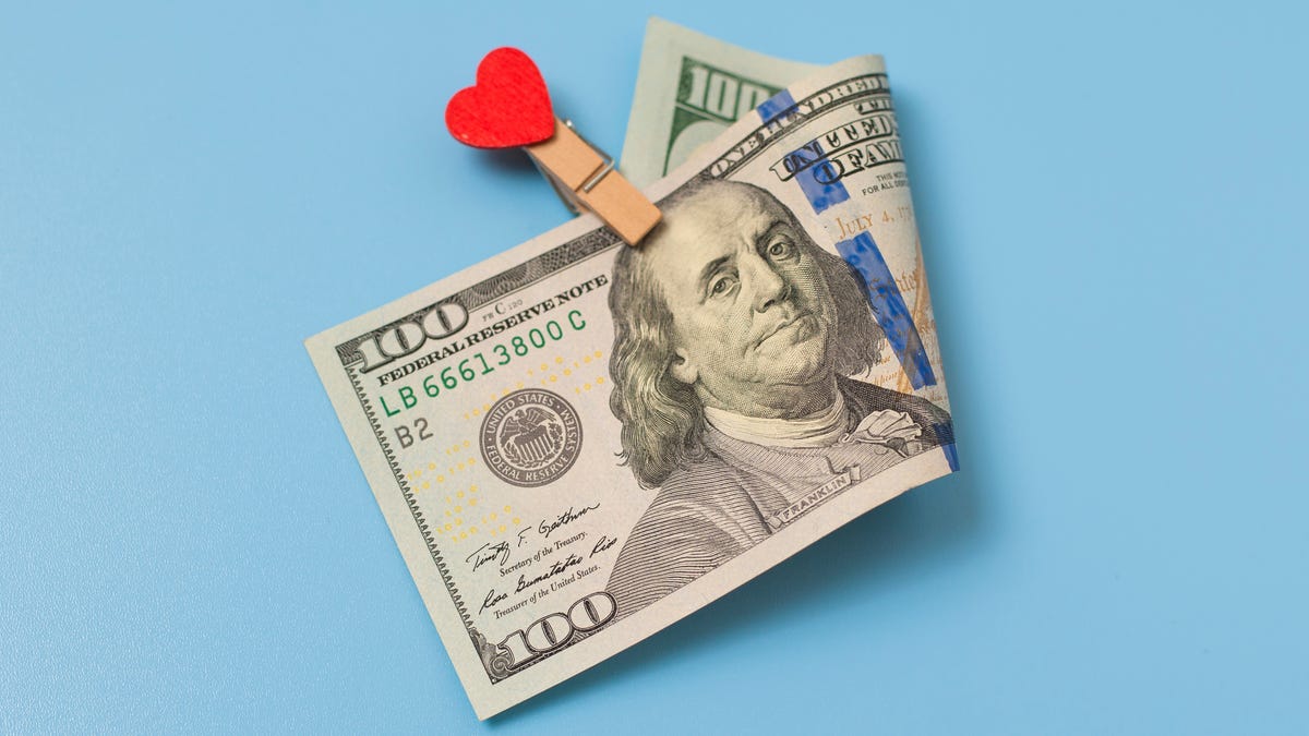 Obtenga una tarjeta de regalo instantánea de Amazon de $100 a tiempo para el Día de San Valentín – CNET