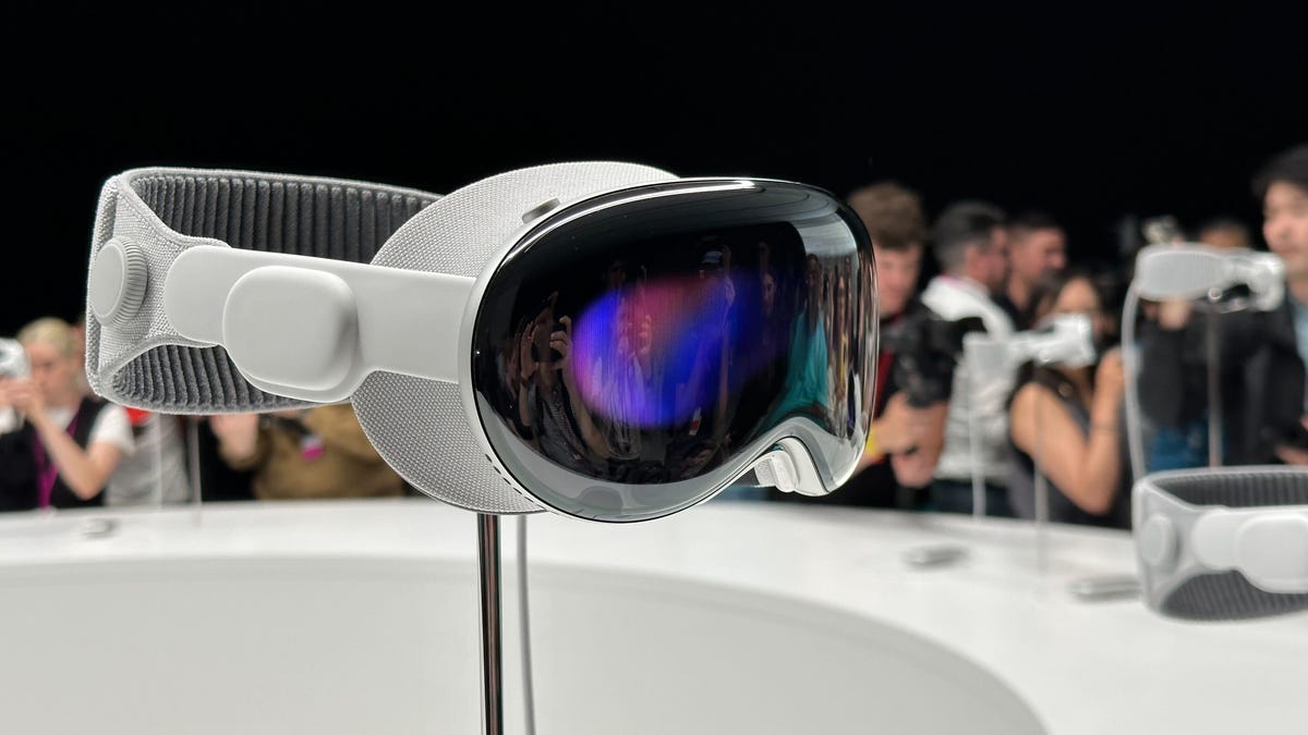 Vision Pro de Apple se lanzará con 600 nuevas aplicaciones creadas solo para auriculares