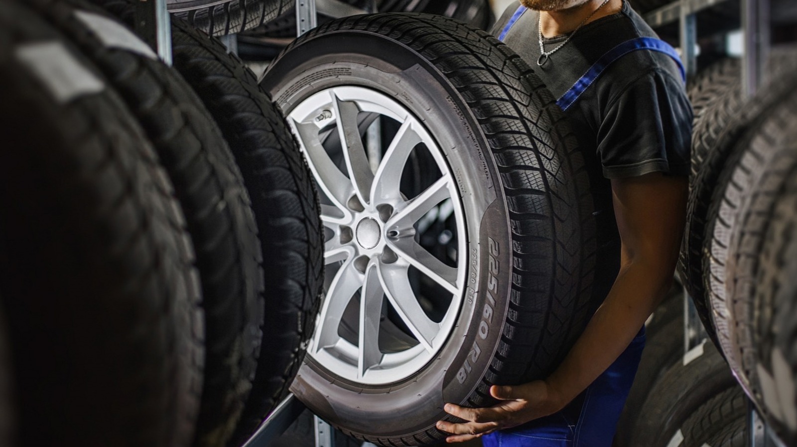 El costo promedio de los neumáticos nuevos (y cómo saber si lo están estafando)