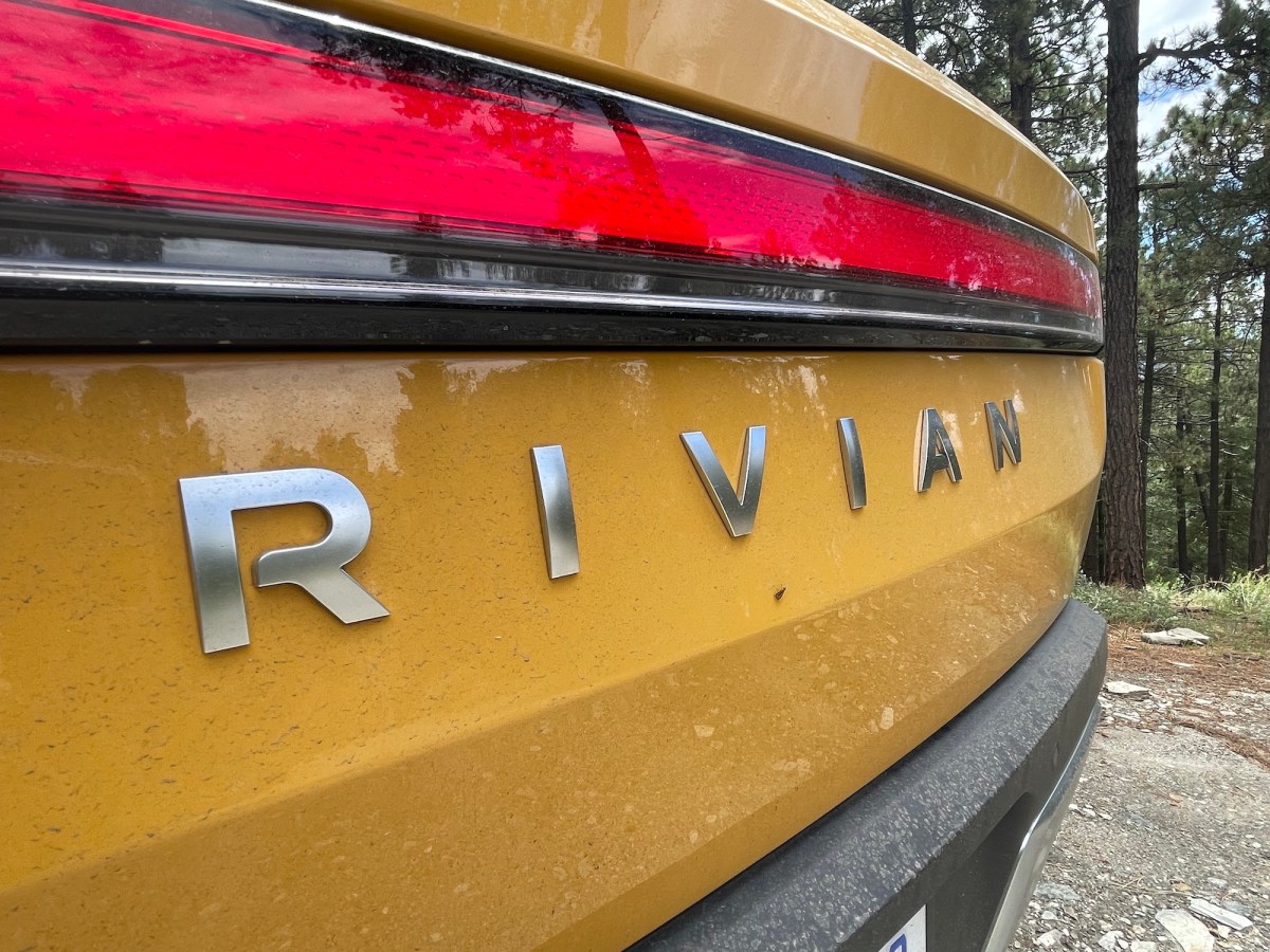 Rivian revelará su SUV R2 más pequeño y económico el 7 de marzo