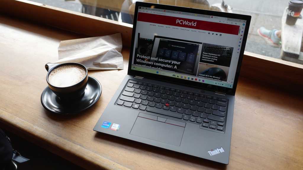 Revisión del portátil Lenovo ThinkPad L13 Yoga Gen 4: dóblelo como si fuera un negocio