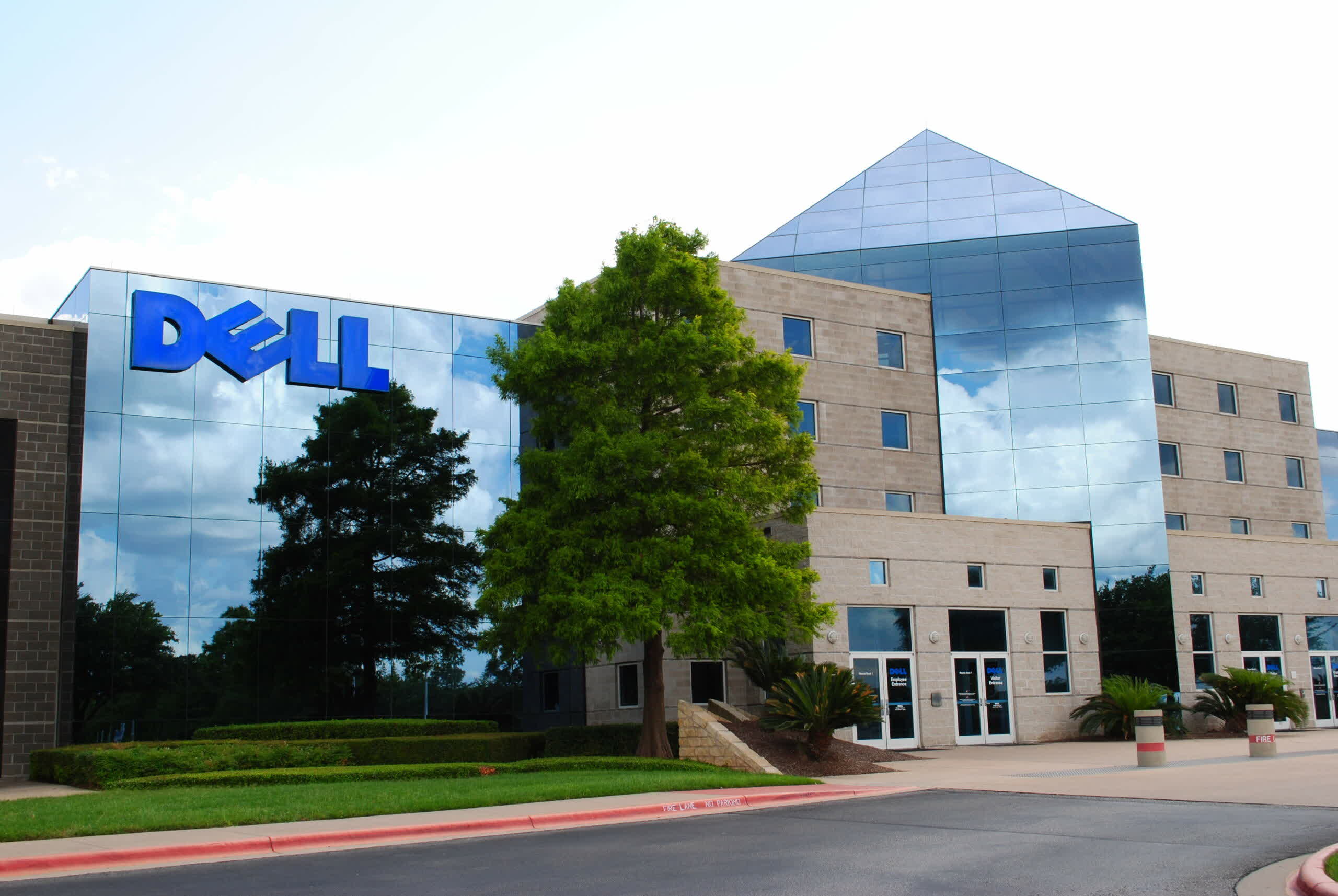 El costo de permanecer remoto en Dell: sin ascensos ni cambios de trabajo