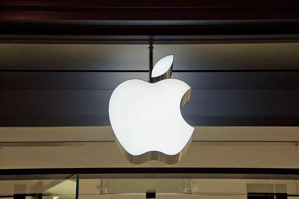 Apple presenta una demanda contra un ex ingeniero por filtrar detalles de proyectos que quería acabar