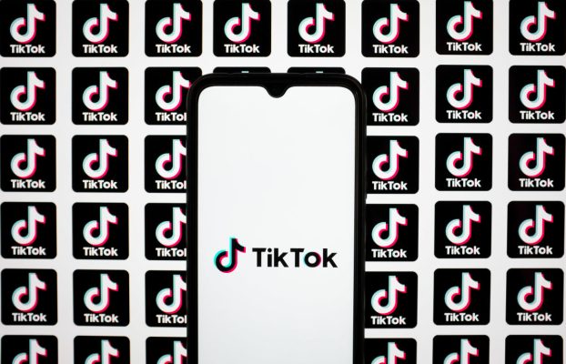 TikTok podría estar eludiendo las reglas de compra de sus monedas dentro de la aplicación de Apple