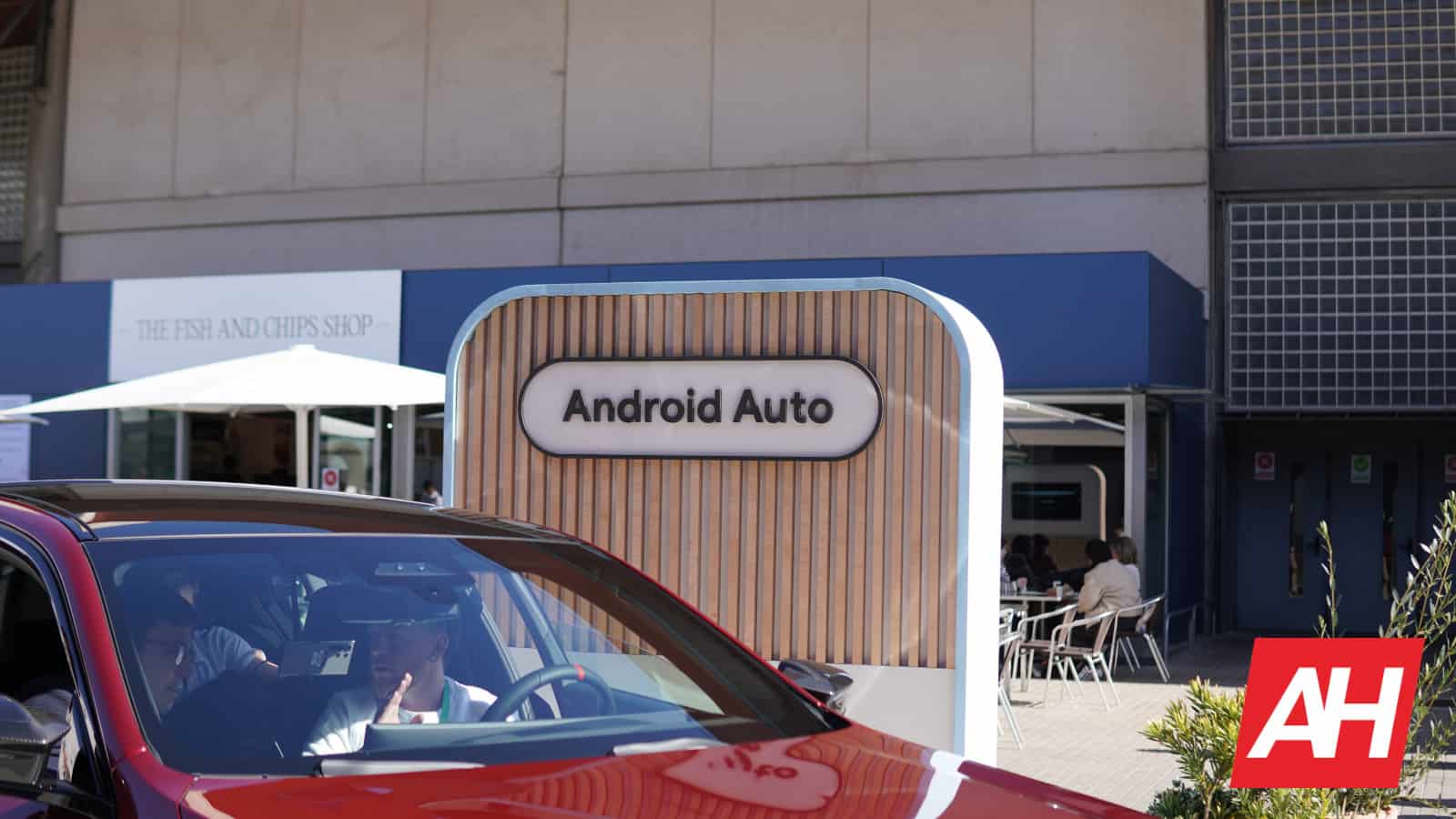 Será más fácil saber qué aplicaciones de Android Auto no puedes usar mientras conduces