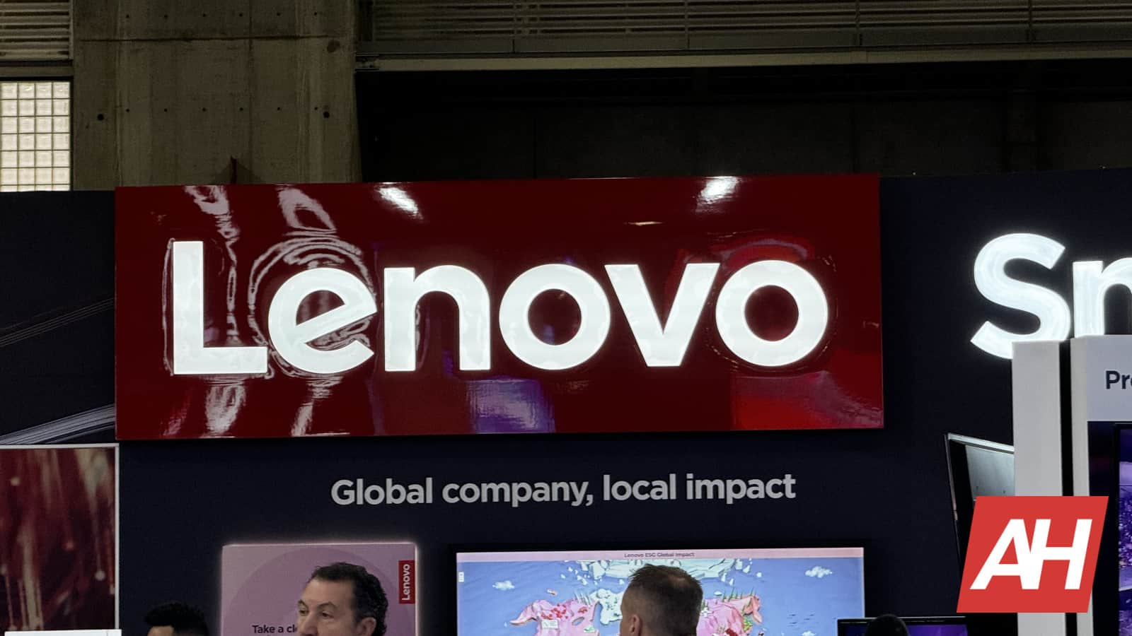 Lenovo está actualizando la Tab P12 con una pantalla mate