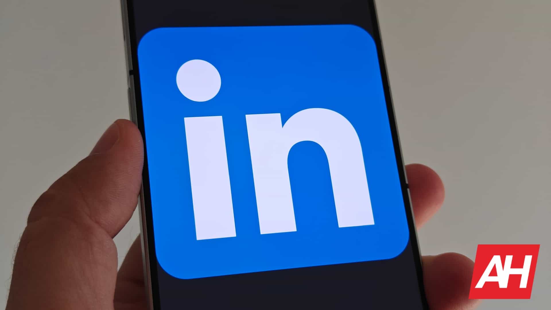 LinkedIn podría obtener un feed de vídeo estilo TikTok, para bien o para mal