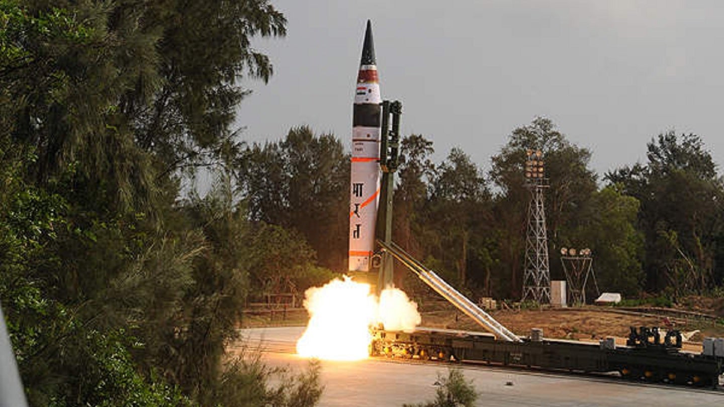 El desarrollo de armas nucleares de la India podría iniciar una carrera armamentista regional
