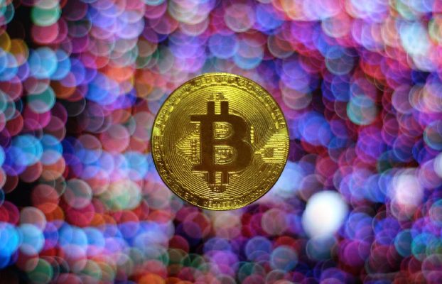 Precio de las criptomonedas hoy: los precios de Bitcoin y Ether caen a medida que las criptomonedas continúan siendo volátiles