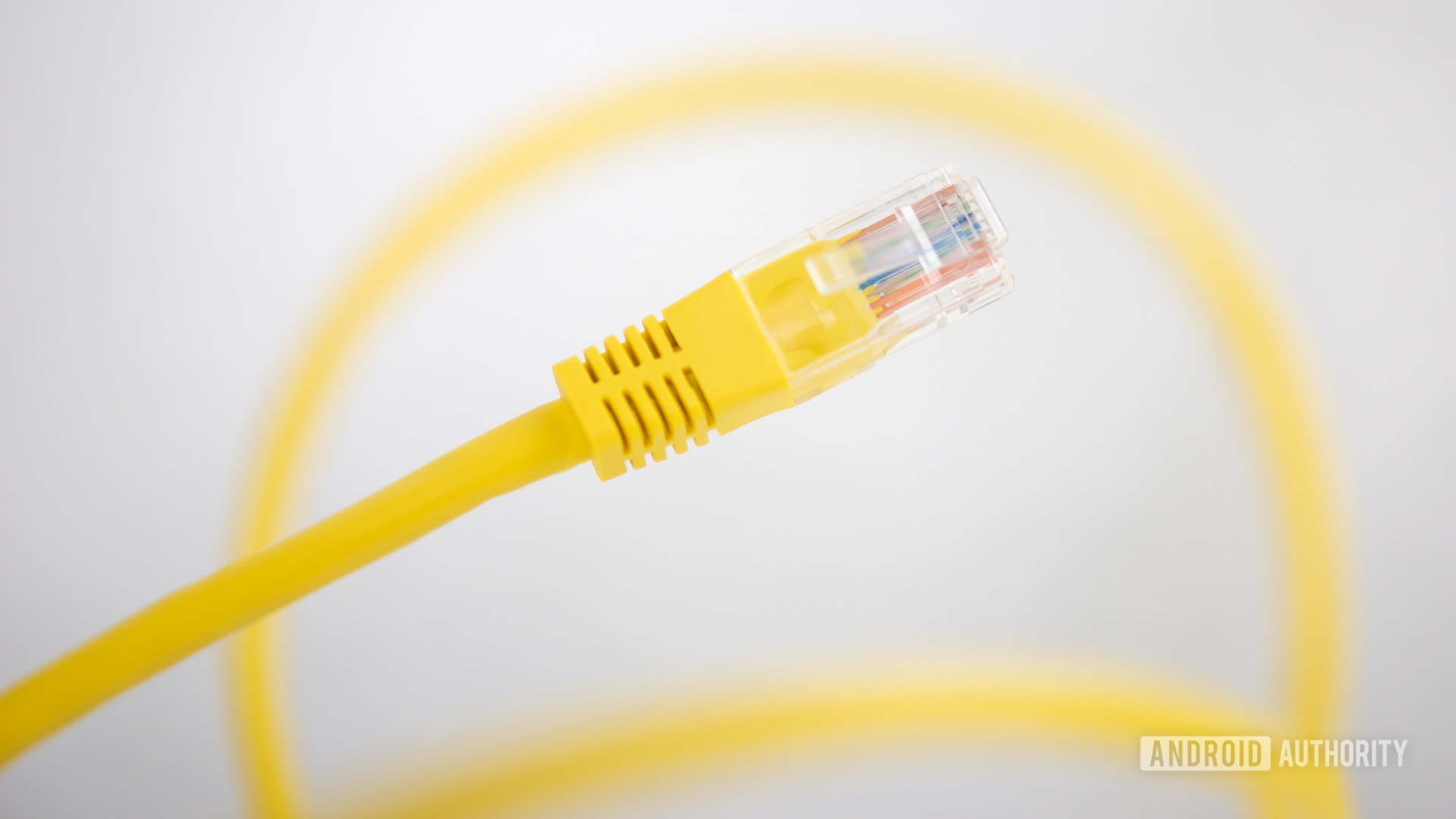 La FCC potencia la banda ancha: ¡los requisitos de velocidad se cuadruplicaron!