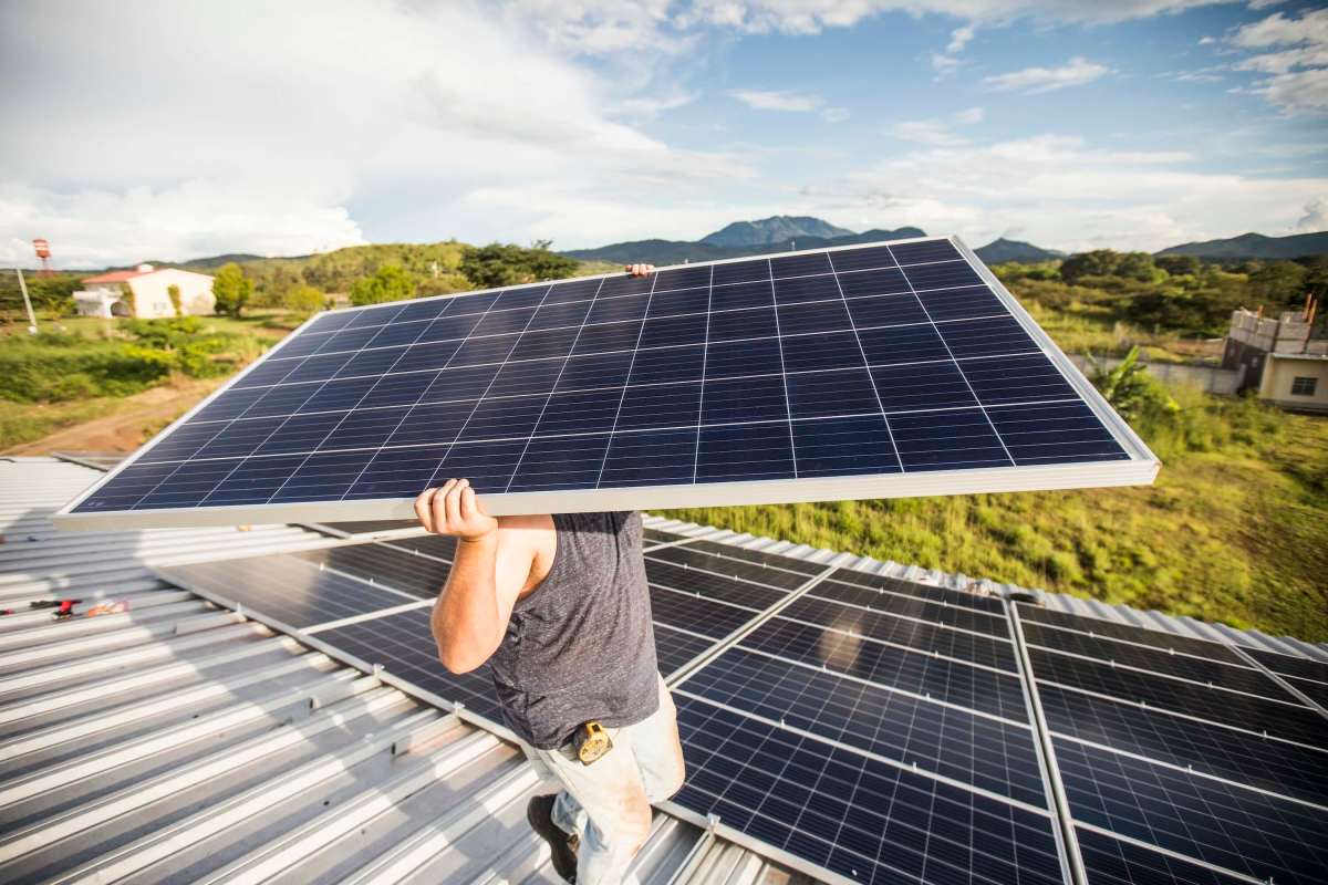 Dos ex ejecutivos de CloudKitchens están abordando el rezago de energía solar en México