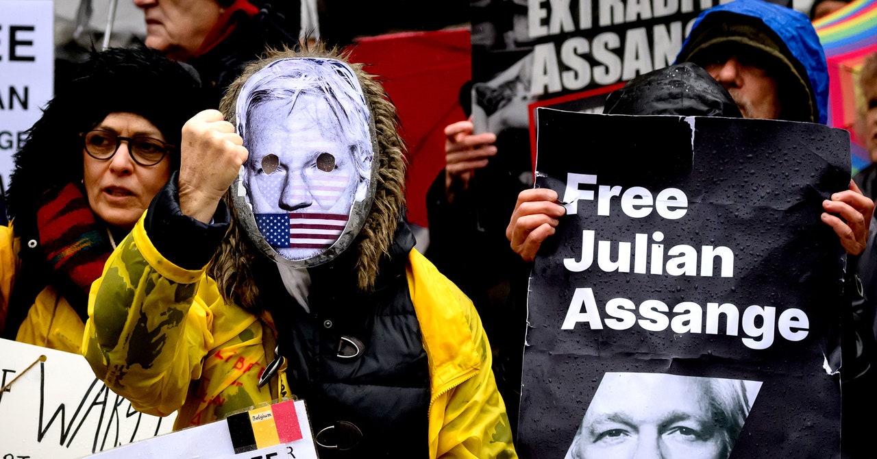 Julian Assange aún no será extraditado a Estados Unidos
