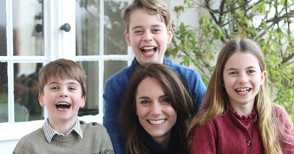 Los errores de Photoshop más evidentes de la foto de Kate Middleton