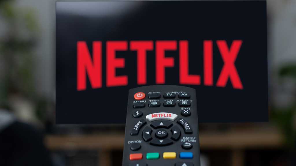 Cómo usar una VPN para ver Netflix, Hulu y HBO Max mientras viajas