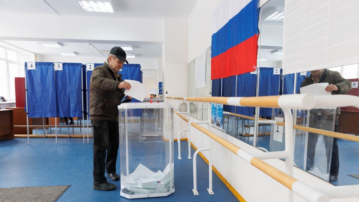 Los ciberataques rusos y la desinformación proliferan a medida que comienza el ciclo electoral clave