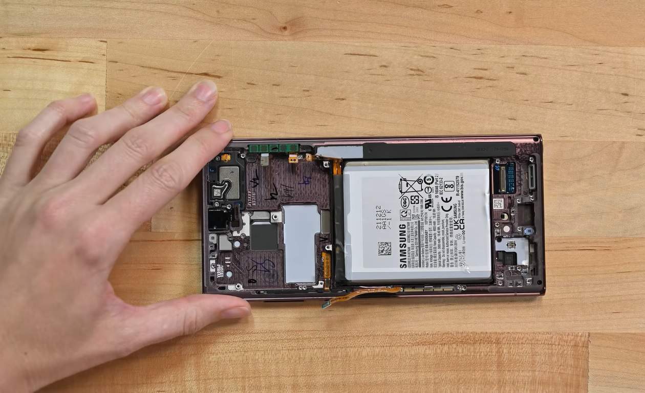 Samsung Care+ agregará reemplazo ilimitado de batería, con un aumento de precio