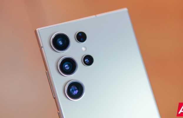 Un rumor salvaje dice que el Galaxy S25 Ultra podría ofrecer solo 3 cámaras traseras