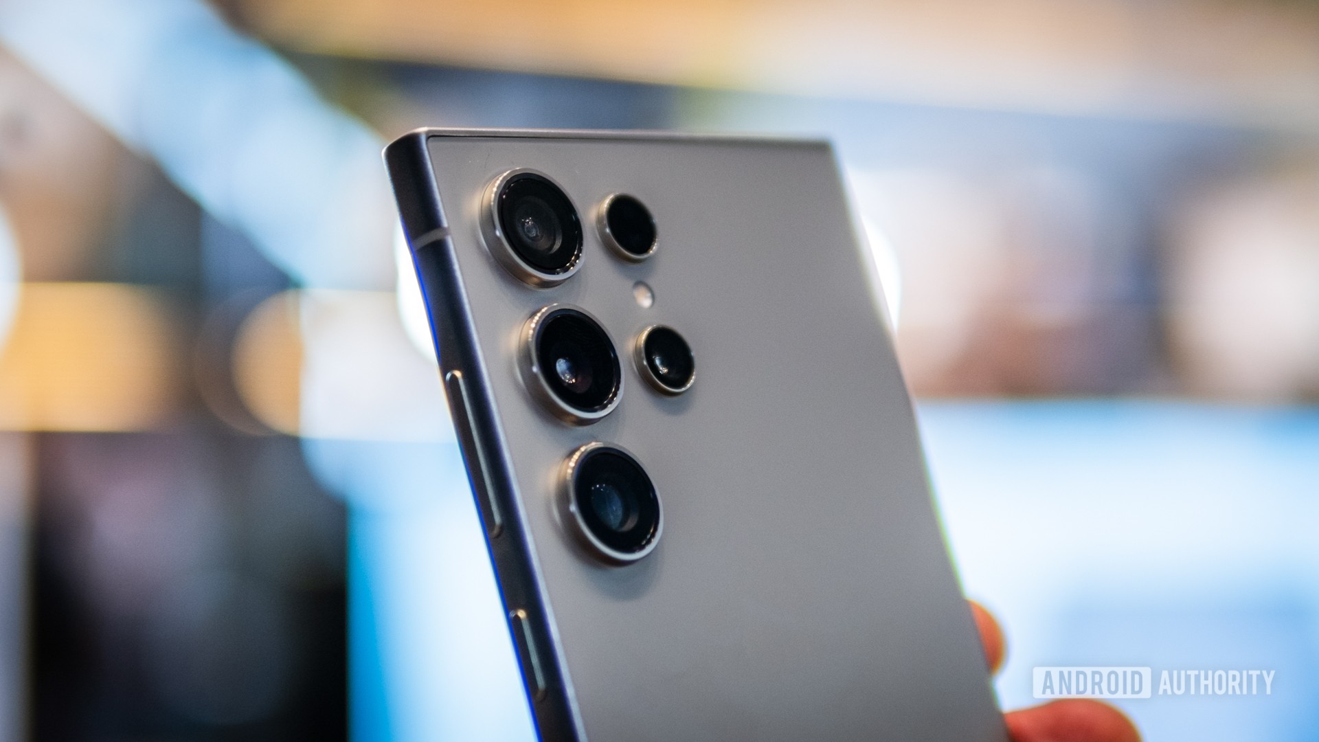 Samsung aborda los problemas de la cámara con la actualización de abril para la serie Galaxy S24