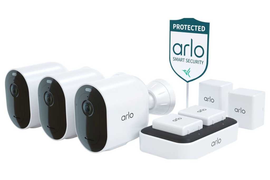 Proteja su hogar con tres cámaras de seguridad inteligentes Arlo con un 58 % de descuento